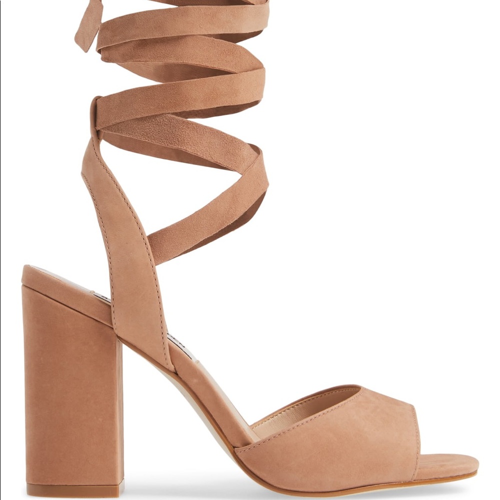 NWT Steve Madden lace up heeled sandal